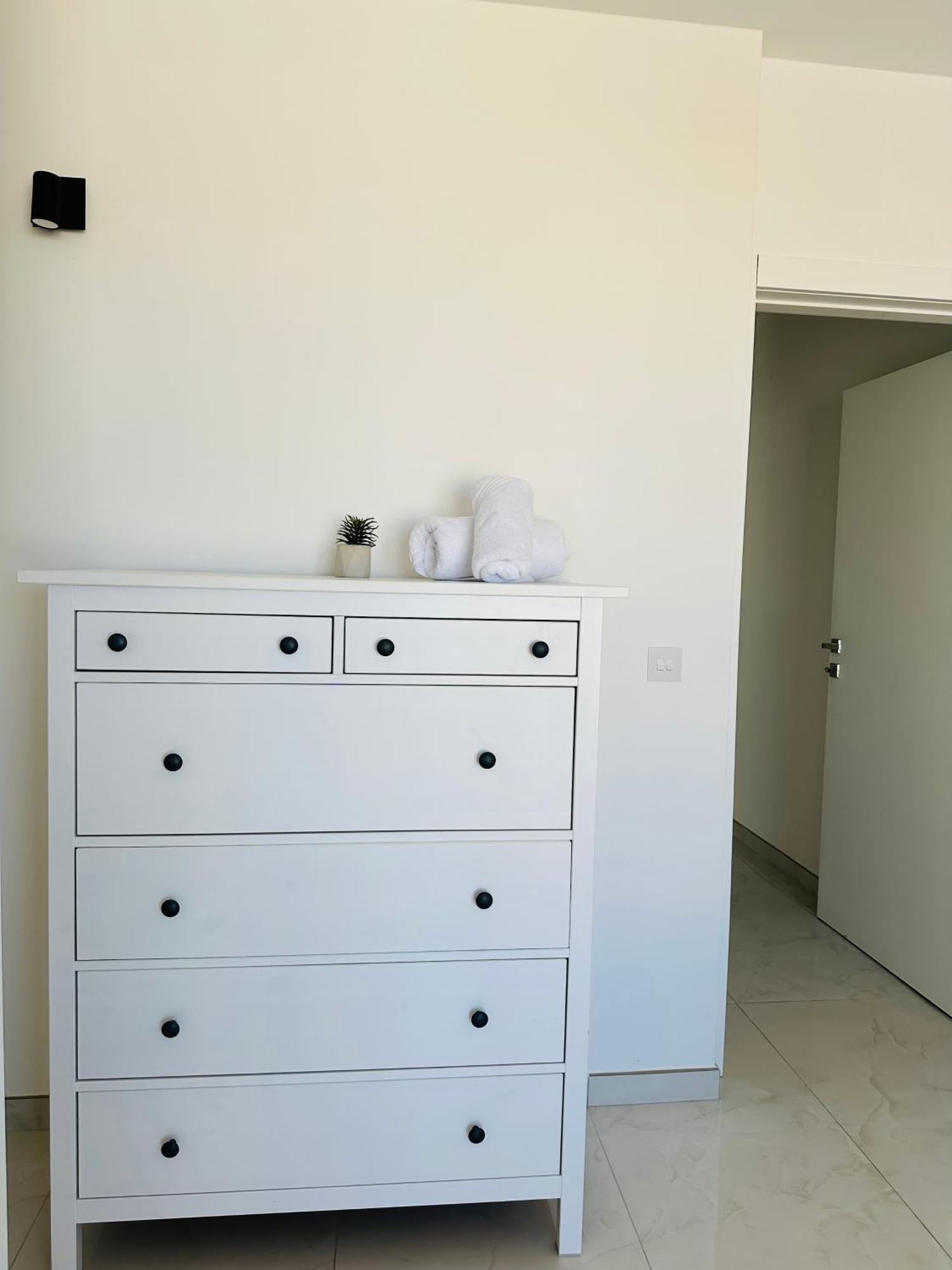 Sliema 2 Bedroom Penthouse Dış mekan fotoğraf